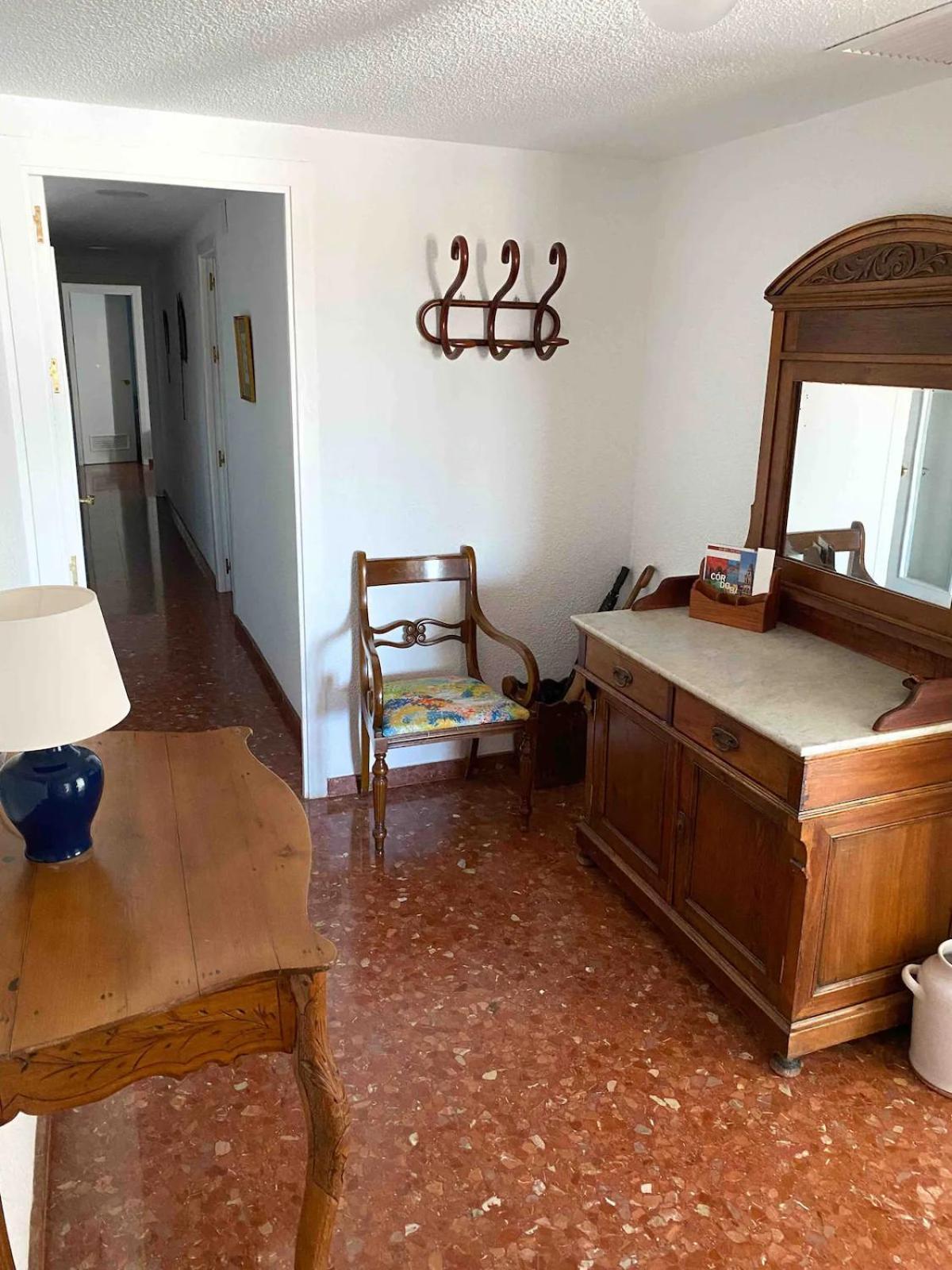 Flat With Wonderful Views *